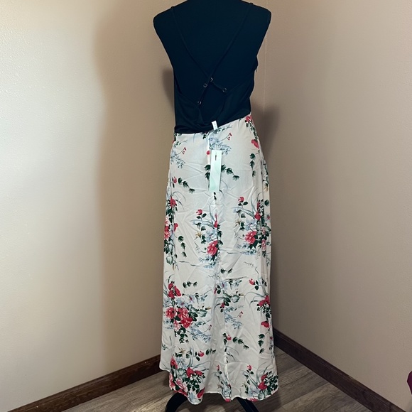 Floral Print Sundress - Picture 10 of 14